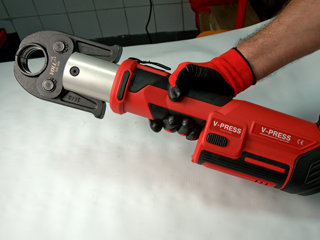 Пресс-клещи VOLL TH40
